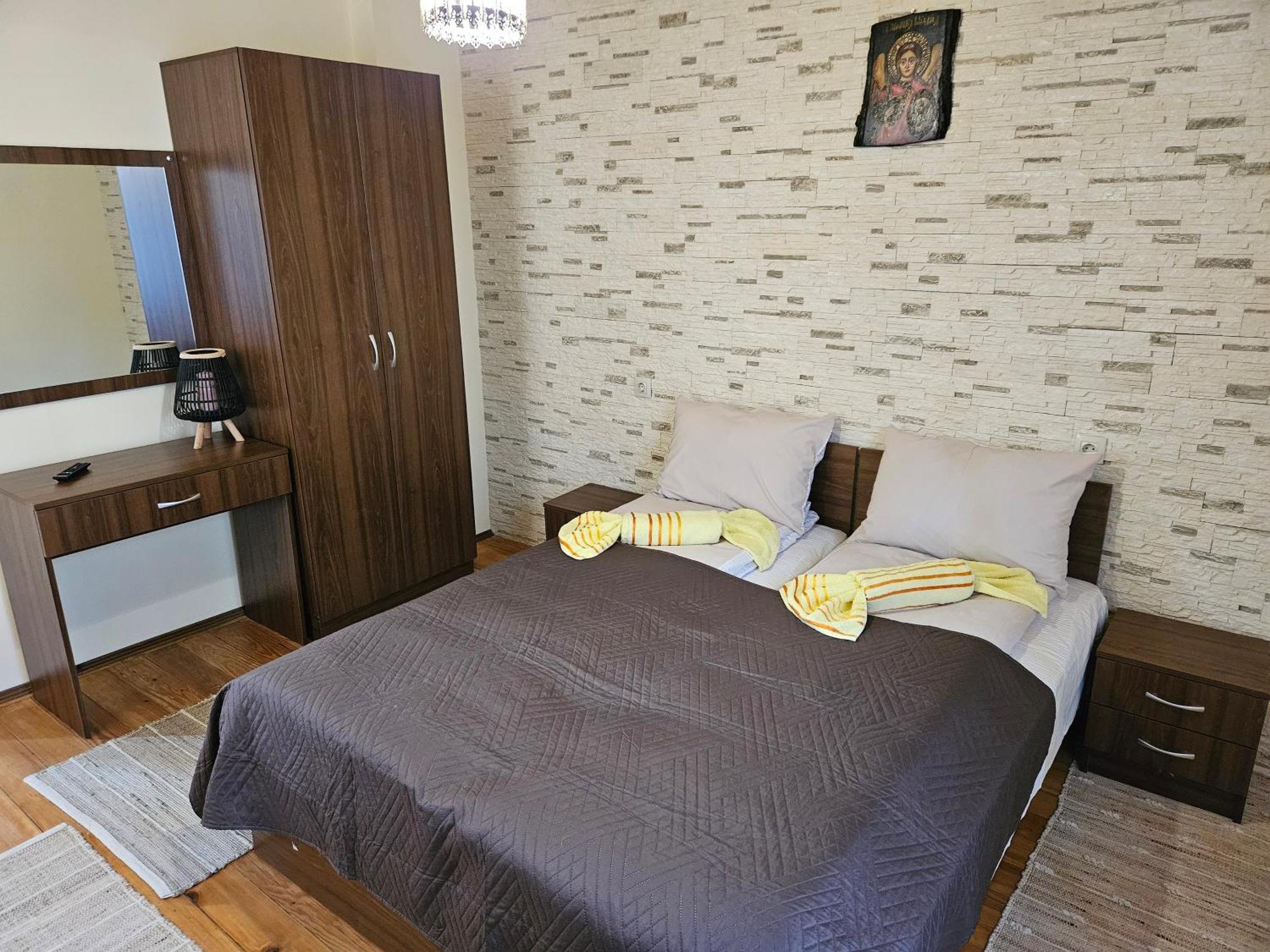 Cozy Rooms In Vratsa By Georgievi エクステリア 写真