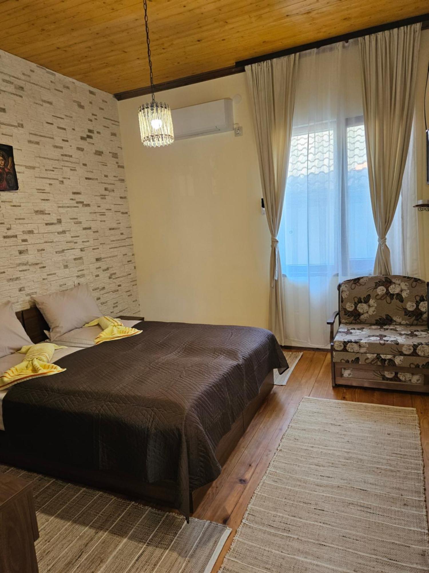 Cozy Rooms In Vratsa By Georgievi エクステリア 写真