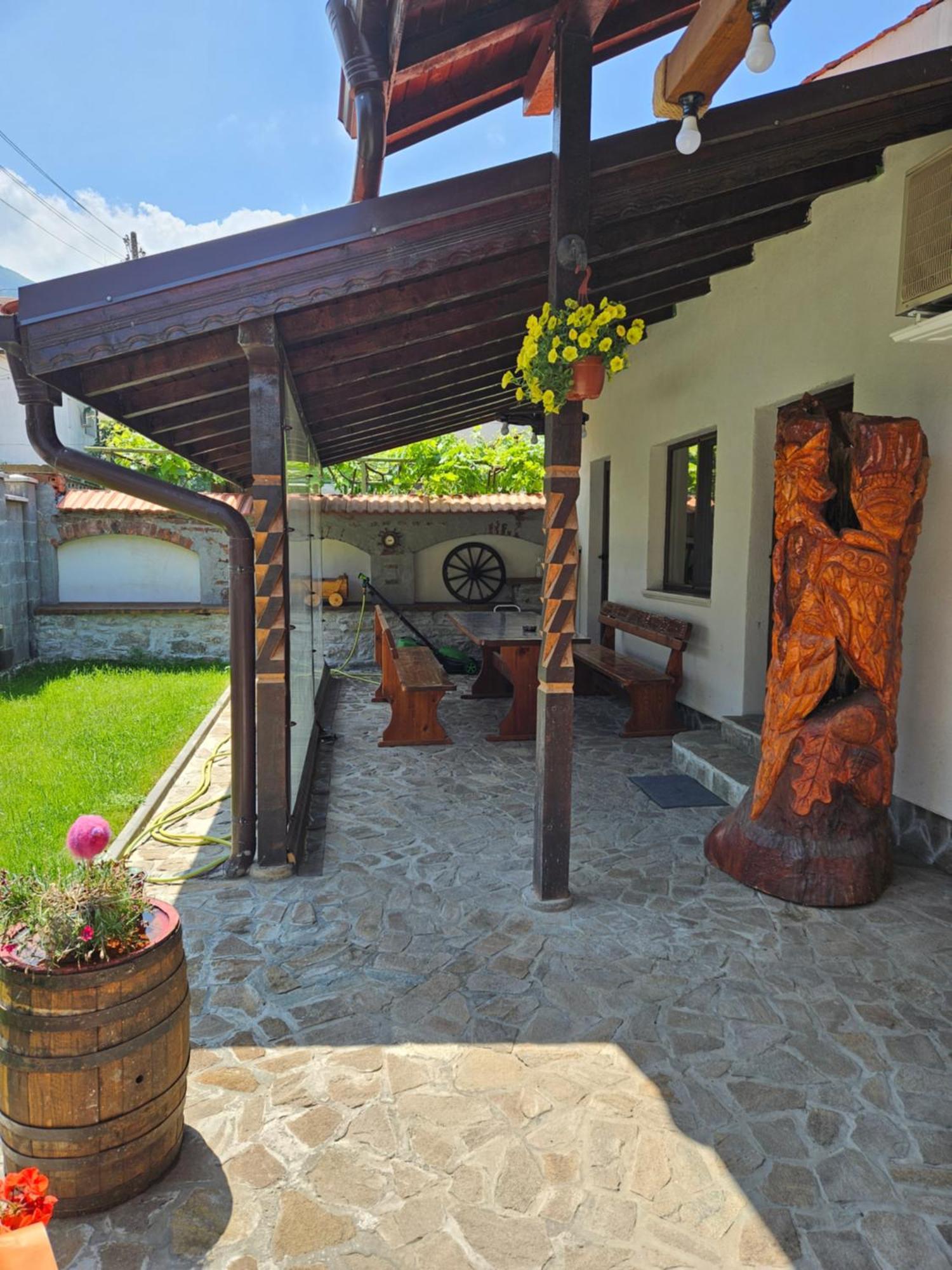 Cozy Rooms In Vratsa By Georgievi エクステリア 写真